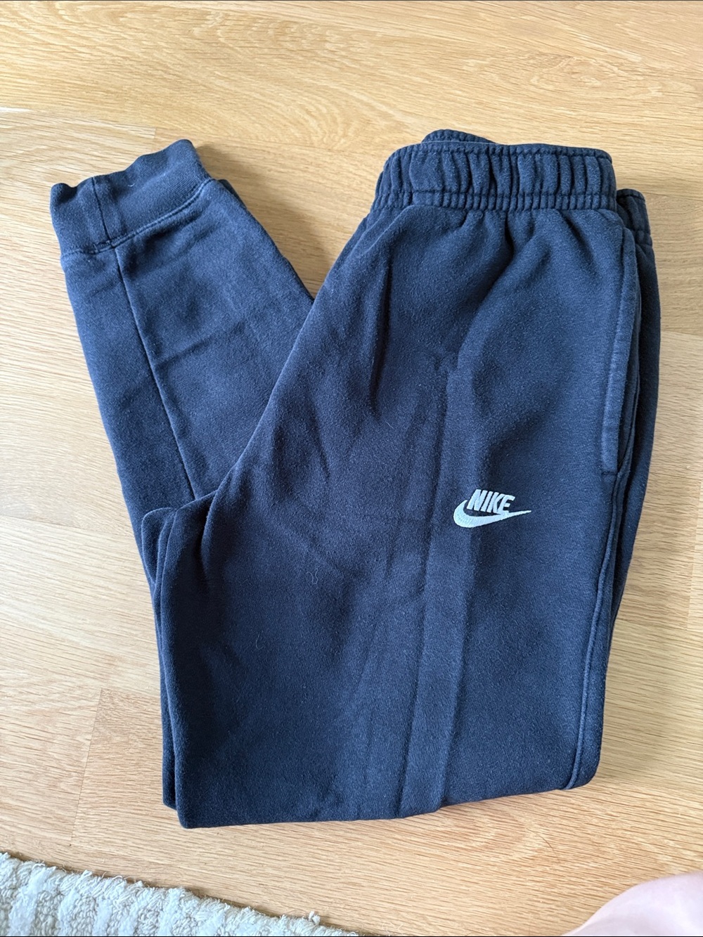 Nike women’s Black Joggers size small